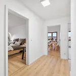 Stilvolle Mit Weitblick & Parkplatz شقة