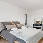 شقة Stilvolle Mit Weitblick & Parkplatz
