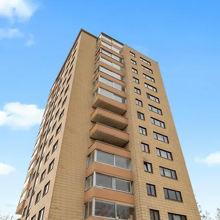 Neu: Stylische Mit Ausblick Appartement *